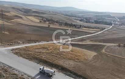 ANKARA'DA AKARYAKIT İSTASYONU VE TİCARİ İMARLI SATILIK ARSA