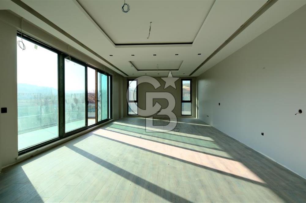 DODURGA MAHALLESİ'NDE AKILLI EV SİSTEMLİ SATILIK 6+2 VİLLA