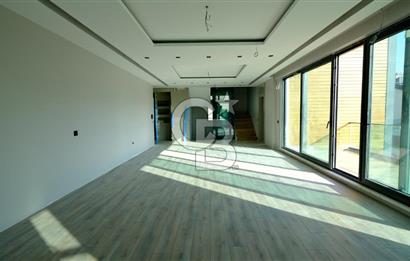 DODURGA MAHALLESİ'NDE AKILLI EV SİSTEMLİ SATILIK 6+2 VİLLA