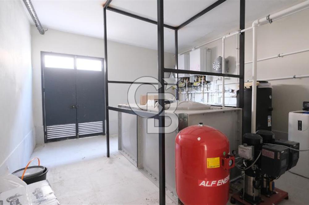 DODURGA MAHALLESİ'NDE AKILLI EV SİSTEMLİ SATILIK 6+2 VİLLA