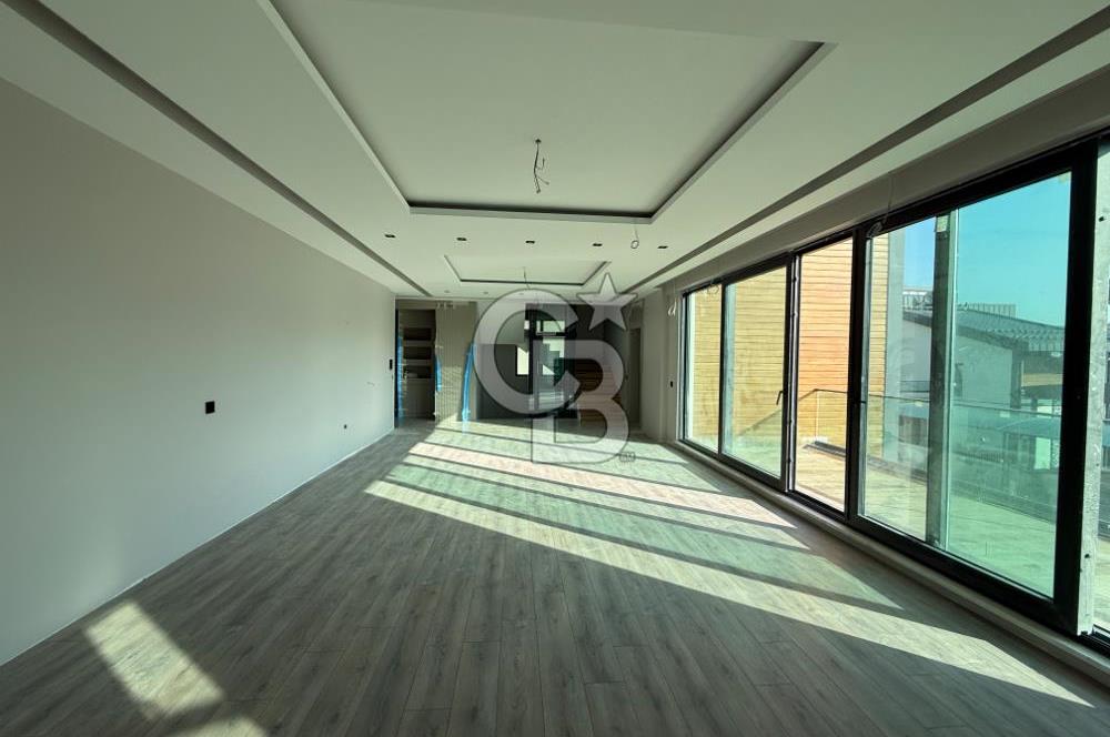 DODURGA MAHALLESİ'NDE AKILLI EV SİSTEMLİ SATILIK 6+2 VİLLA