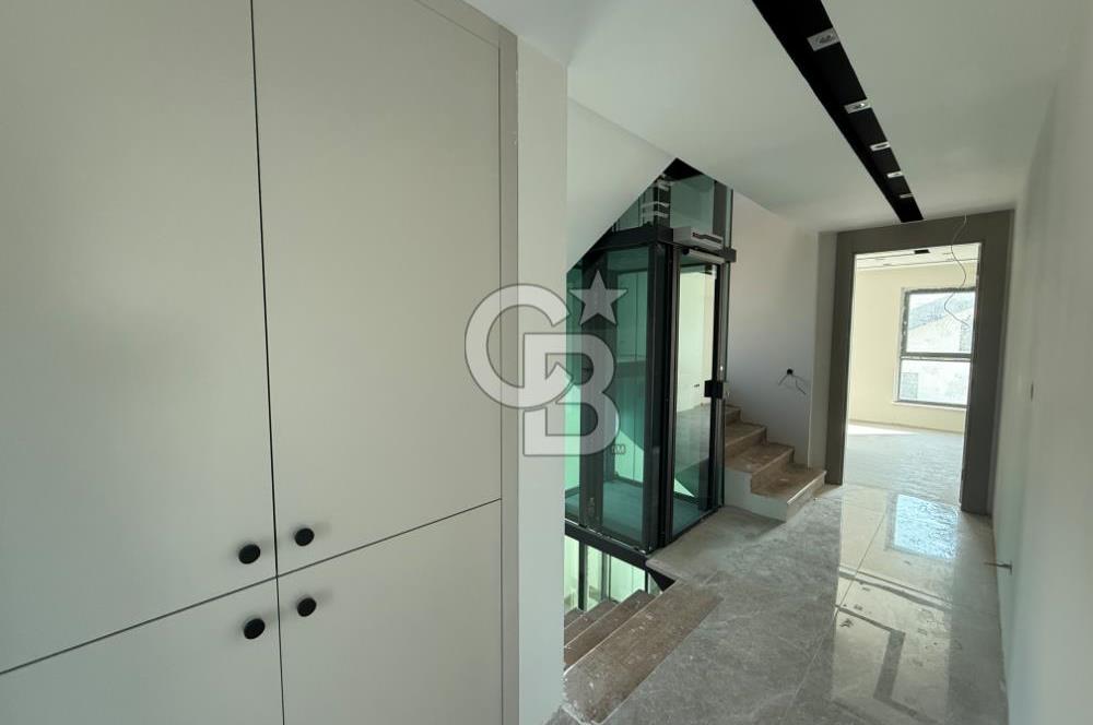 DODURGA MAHALLESİ'NDE AKILLI EV SİSTEMLİ SATILIK 6+2 VİLLA