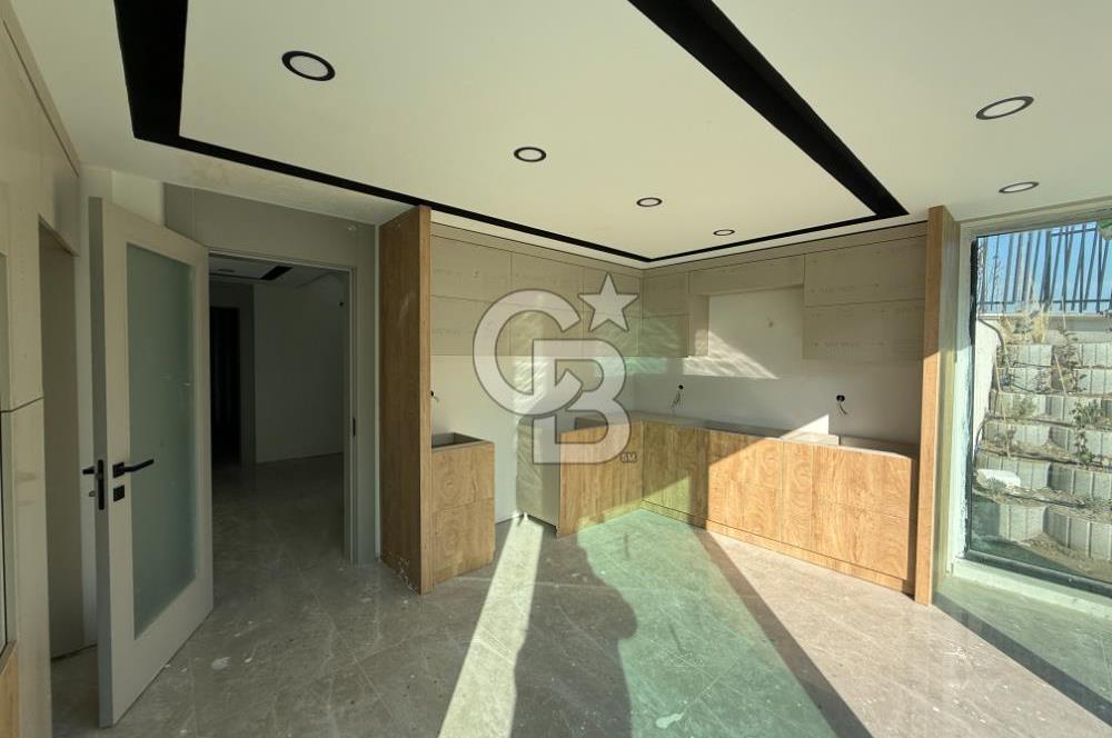 DODURGA MAHALLESİ'NDE AKILLI EV SİSTEMLİ SATILIK 6+2 VİLLA