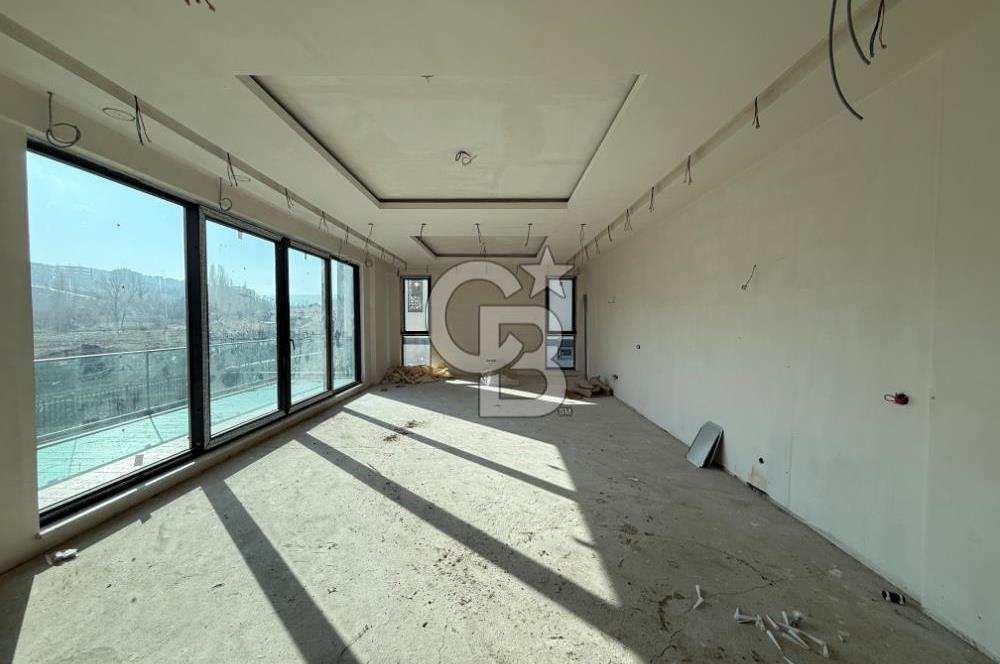 DODURGA MAHALLESİ'NDE AKILLI EV SİSTEMLİ SATILIK 6+2 VİLLA