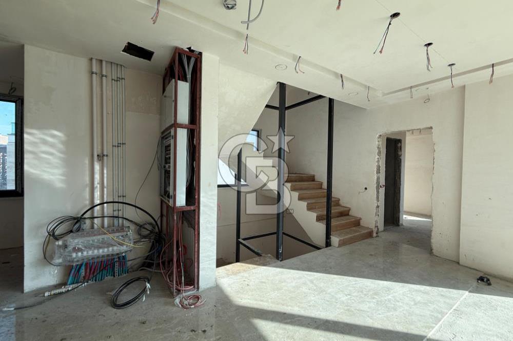 DODURGA MAHALLESİ'NDE AKILLI EV SİSTEMLİ SATILIK 6+2 VİLLA