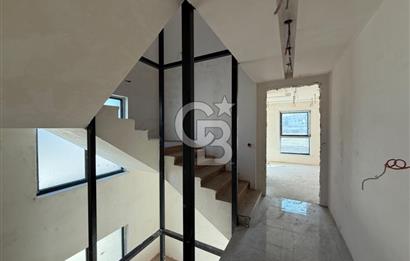 DODURGA MAHALLESİ'NDE AKILLI EV SİSTEMLİ SATILIK 6+2 VİLLA