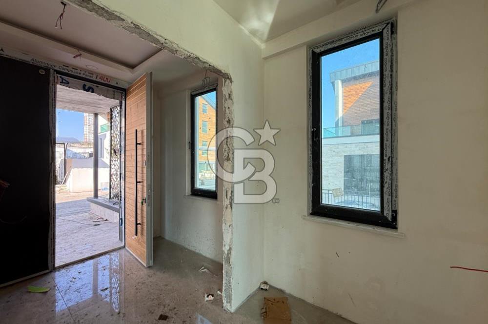 DODURGA MAHALLESİ'NDE AKILLI EV SİSTEMLİ SATILIK 6+2 VİLLA