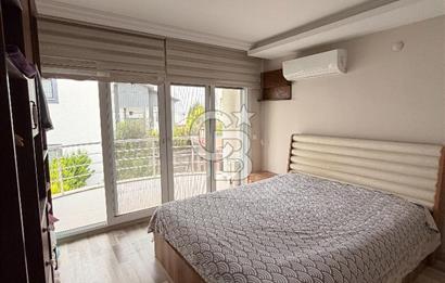 Kuşadası Kadınlar Denizinde Satılık Havuzlu Tripleks 4+1 Villa