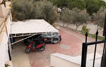 Kuşadası Kadınlar Denizinde Satılık Havuzlu Tripleks 4+1 Villa