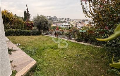 Kuşadası Kadınlar Denizinde Satılık Havuzlu Tripleks 4+1 Villa