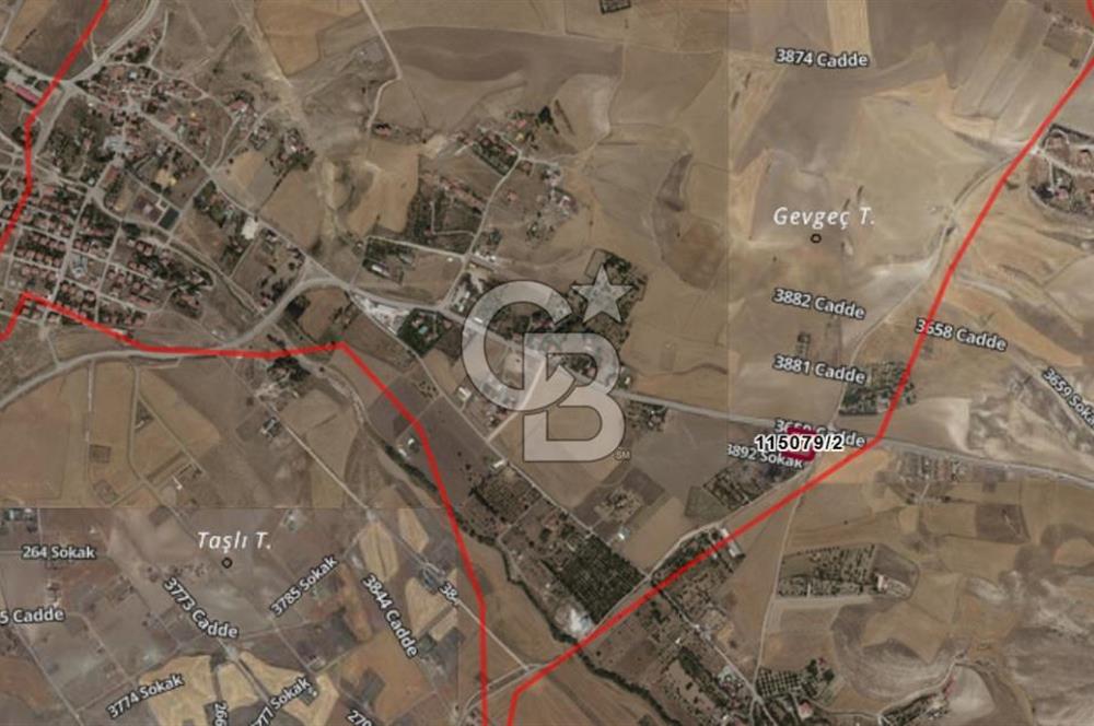 ANKARA'DA AKARYAKIT İSTASYONU VE TİCARİ İMARLI SATILIK ARSA