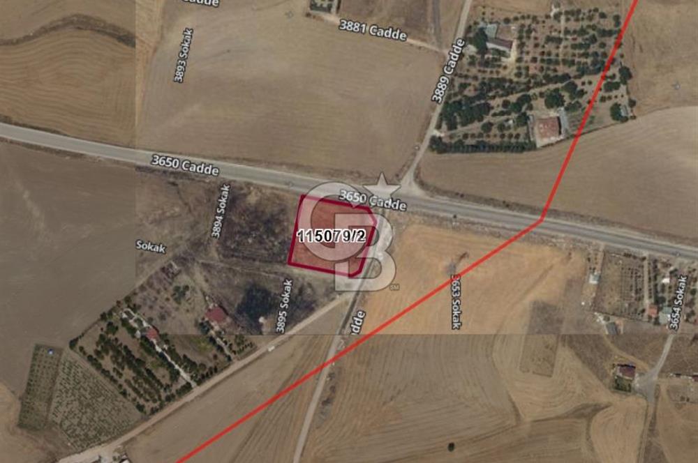 ANKARA'DA AKARYAKIT İSTASYONU VE TİCARİ İMARLI SATILIK ARSA