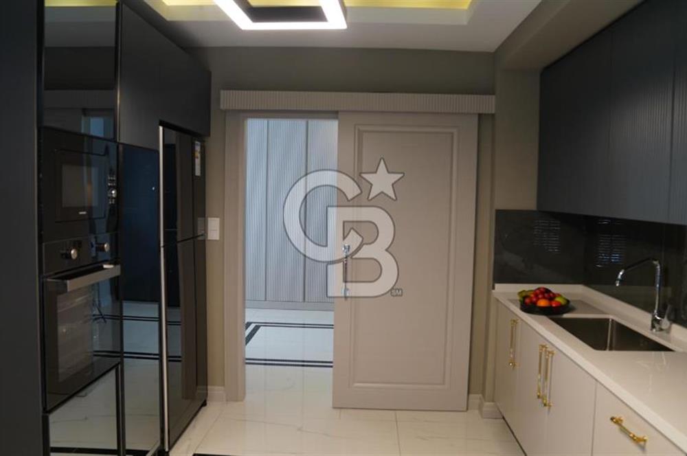 Çanakkale Merkez Lüks 4+1 Daire Green Life'ta Havuzlu Fırsat!