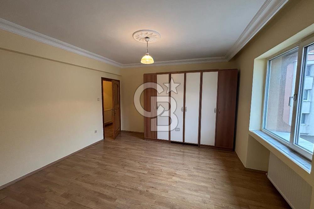 Büyükçekmece Merkezde 4+2 Dubleks Daire