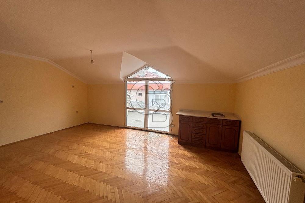 Büyükçekmece Merkezde 4+2 Dubleks Daire