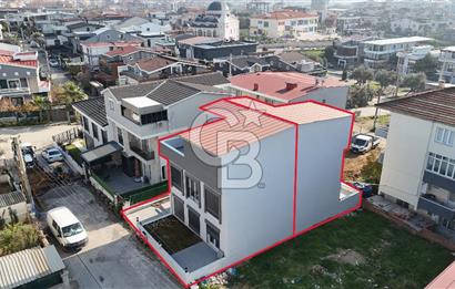 Menderes Barbaros’ta Teraslı 4+1 Triplex Villa | 180 m² Brüt | Prestijli Yaşam