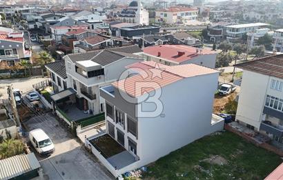 Menderes Barbaros’ta Teraslı 4+1 Triplex Villa | 180 m² Brüt | Prestijli Yaşam