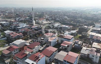 Menderes Barbaros’ta Teraslı 4+1 Triplex Villa | 180 m² Brüt | Prestijli Yaşam