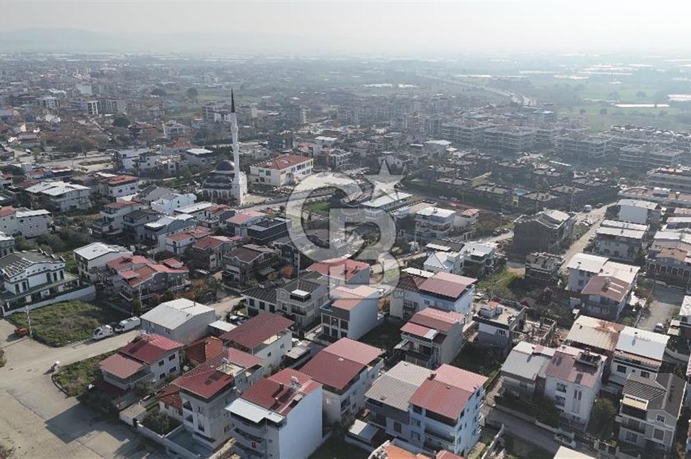 Menderes Barbaros’ta Teraslı 4+1 Triplex Villa | 180 m² Brüt | Prestijli Yaşam