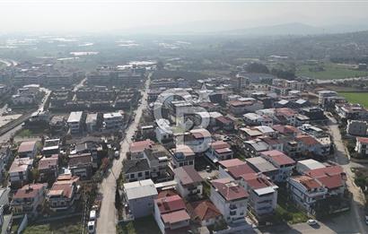 Menderes Barbaros’ta Teraslı 4+1 Triplex Villa | 180 m² Brüt | Prestijli Yaşam