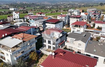 Menderes Barbaros’ta Teraslı 4+1 Triplex Villa | 180 m² Brüt | Prestijli Yaşam