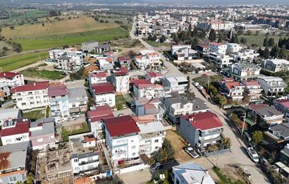 Menderes Barbaros’ta Teraslı 4+1 Triplex Villa | 180 m² Brüt | Prestijli Yaşam