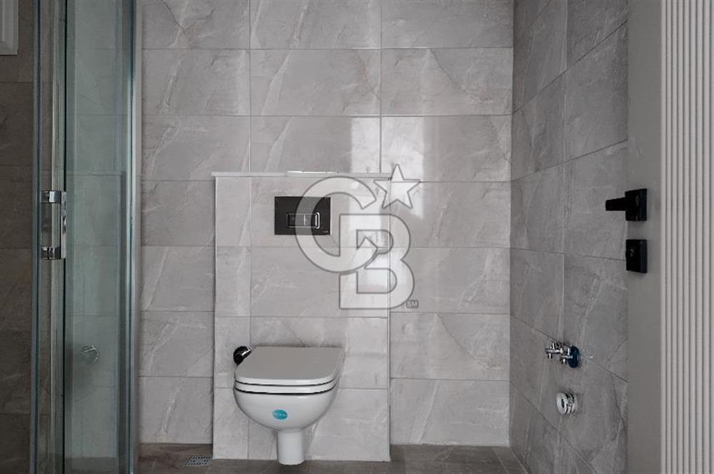 Menderes Barbaros’ta Teraslı 4+1 Triplex Villa | 180 m² Brüt | Prestijli Yaşam