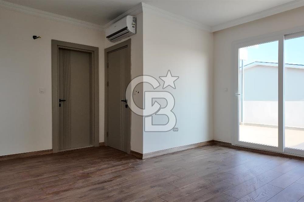 Menderes Barbaros’ta Teraslı 4+1 Triplex Villa | 180 m² Brüt | Prestijli Yaşam
