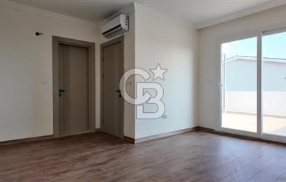 Menderes Barbaros’ta Teraslı 4+1 Triplex Villa | 180 m² Brüt | Prestijli Yaşam