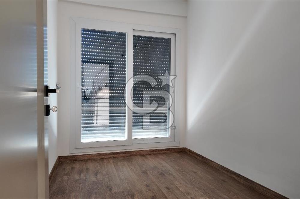 Menderes Barbaros’ta Teraslı 4+1 Triplex Villa | 180 m² Brüt | Prestijli Yaşam