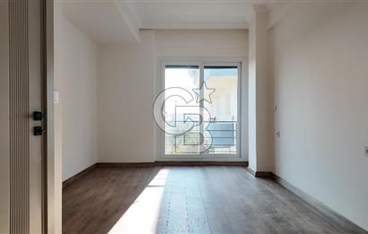 Menderes Barbaros’ta Teraslı 4+1 Triplex Villa | 180 m² Brüt | Prestijli Yaşam