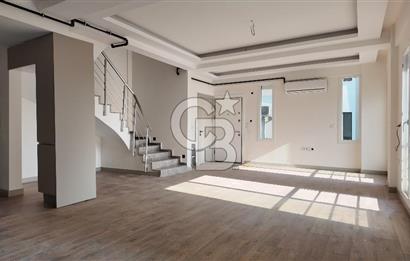 Menderes Barbaros’ta Teraslı 4+1 Triplex Villa | 180 m² Brüt | Prestijli Yaşam