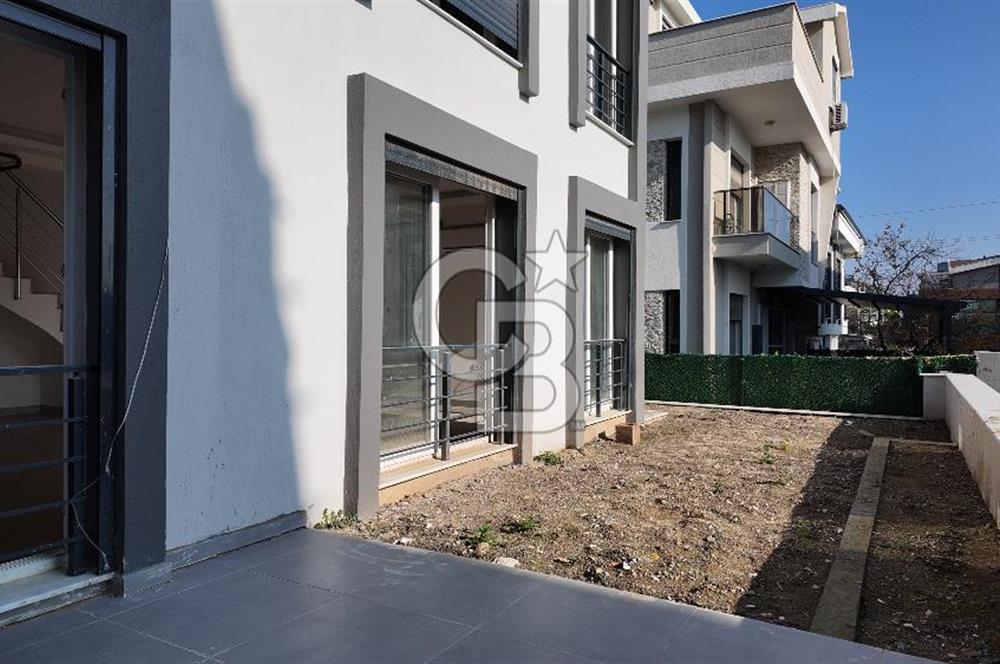 Menderes Barbaros’ta Teraslı 4+1 Triplex Villa | 180 m² Brüt | Prestijli Yaşam