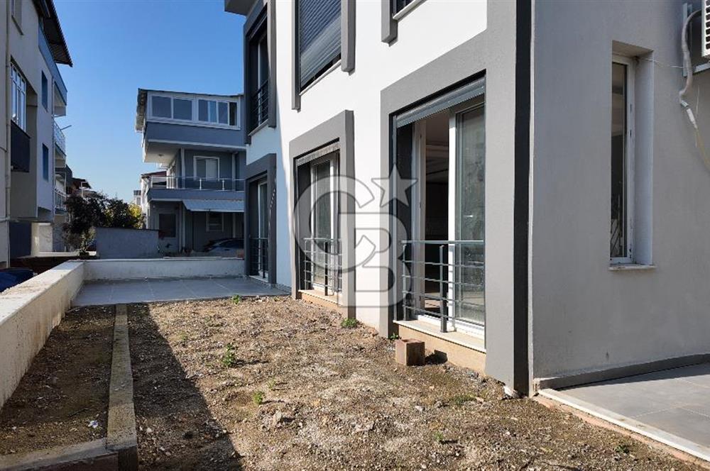 Menderes Barbaros’ta Teraslı 4+1 Triplex Villa | 180 m² Brüt | Prestijli Yaşam