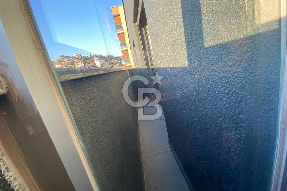 Karşıyaka Şemiklerde Yeni Binada Satılık 2+1 Dubleks Daire