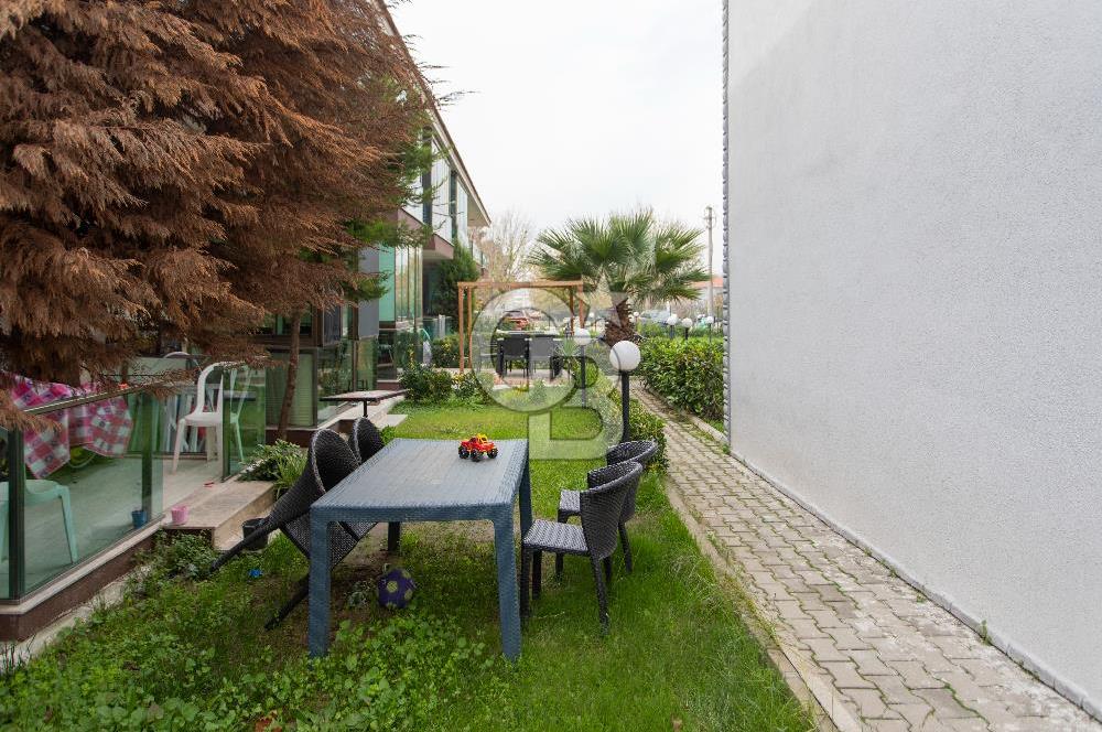 Foça Bağarası Kazım Dirik Mah. Satılık 2+1 Dubleks Villa