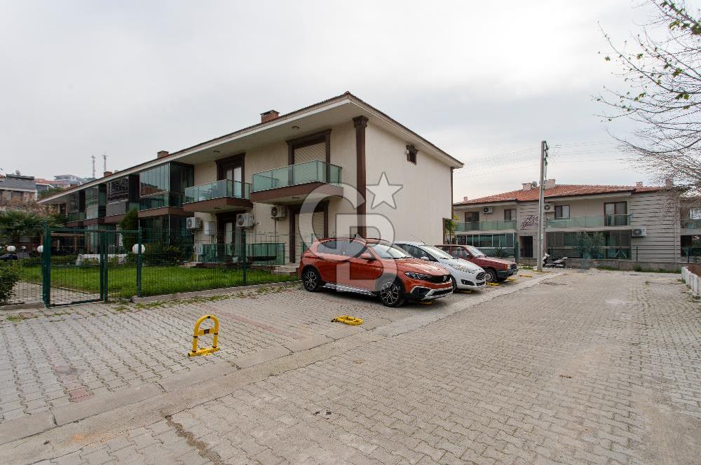 Foça Bağarası Kazım Dirik Mah. Satılık 2+1 Dubleks Villa