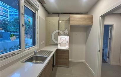 Fenerbahçe Bağdat - Sahil arasında sıfır 3+1 balkonlu bahçe katı