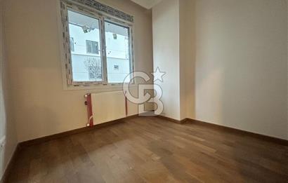 Fenerbahçe Bağdat - Sahil arasında sıfır 3+1 balkonlu bahçe katı