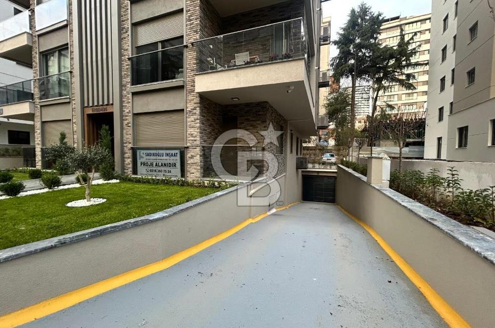 Fenerbahçe Bağdat - Sahil arasında sıfır 3+1 balkonlu bahçe katı