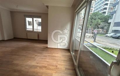 Fenerbahçe Bağdat - Sahil arasında sıfır 3+1 balkonlu bahçe katı