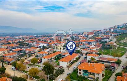 Foça Bağarası Kazım Dirik Mah. Satılık 2+1 Dubleks Villa