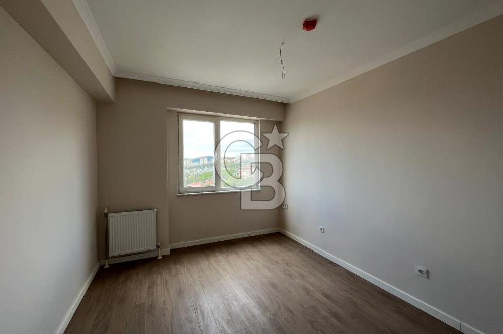 Twinstar Yakacık Sitesinde Satılık Arakat Köşe Daire 