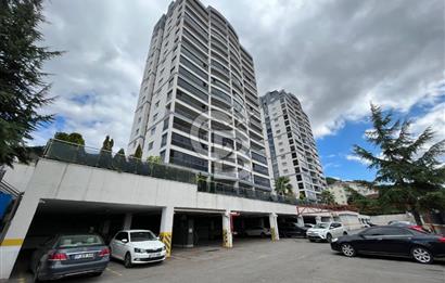 Twinstar Yakacık Sitesinde Satılık Arakat Köşe Daire 