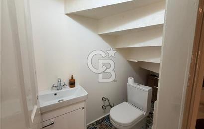 Ayvalık Sakarya Mahallesinde 6+1 Tamamen Orjinal Taş Rum Evi