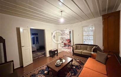 Ayvalık Sakarya Mahallesinde 6+1 Tamamen Orjinal Taş Rum Evi