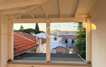 Ayvalık Sakarya Mahallesinde 6+1 Tamamen Orjinal Taş Rum Evi