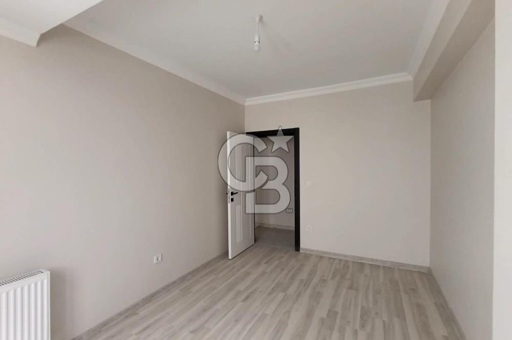 AKÇABURGAZ MERKEZDE ÜNİVERSİTEYE YAKIN SATILIK 2+1 DAİRE