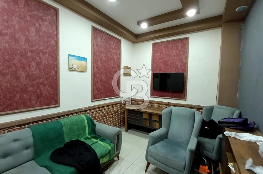 MERKEZİN KALBİNDE İŞLEK CADDE'DE HAZIR KİRACILI SATILIK DÜKKAN