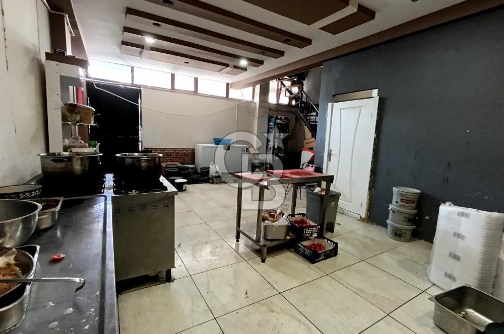 MERKEZİN KALBİNDE İŞLEK CADDE'DE HAZIR KİRACILI SATILIK DÜKKAN